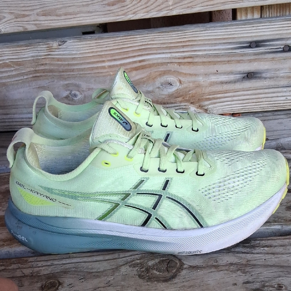 ASICS Women's Gel-Kayano Light Yellow Running Shoes - Picture 3 of 12